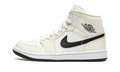 AIR JORDAN 1 MID WMNS "Coconut Milk" BQ6472 121