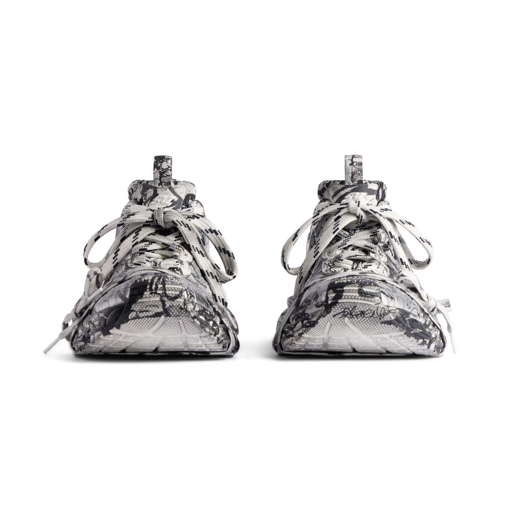 3XL Extreme Graffiti Sneaker