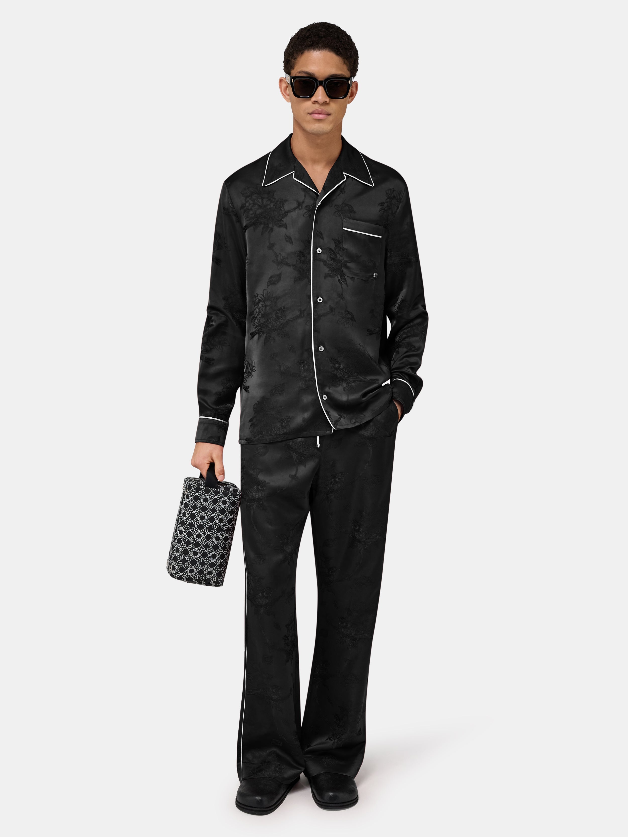 FLORAL JACQUARD PULL ON PANT
- Black