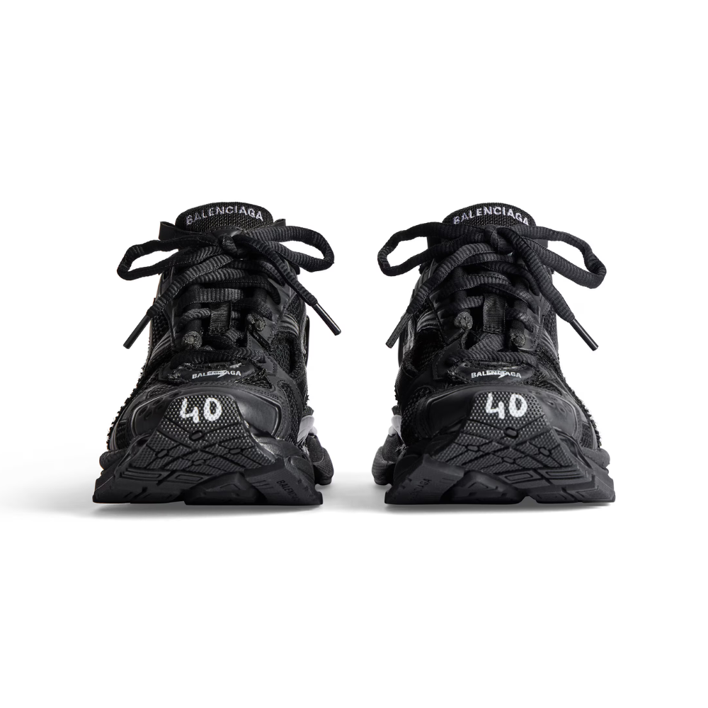 Runner Sneaker – Black