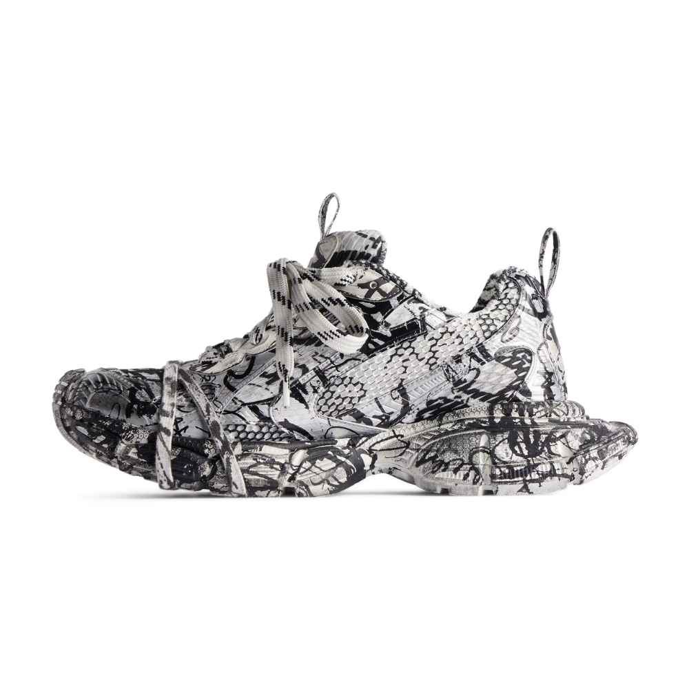 3XL Extreme Graffiti Sneaker