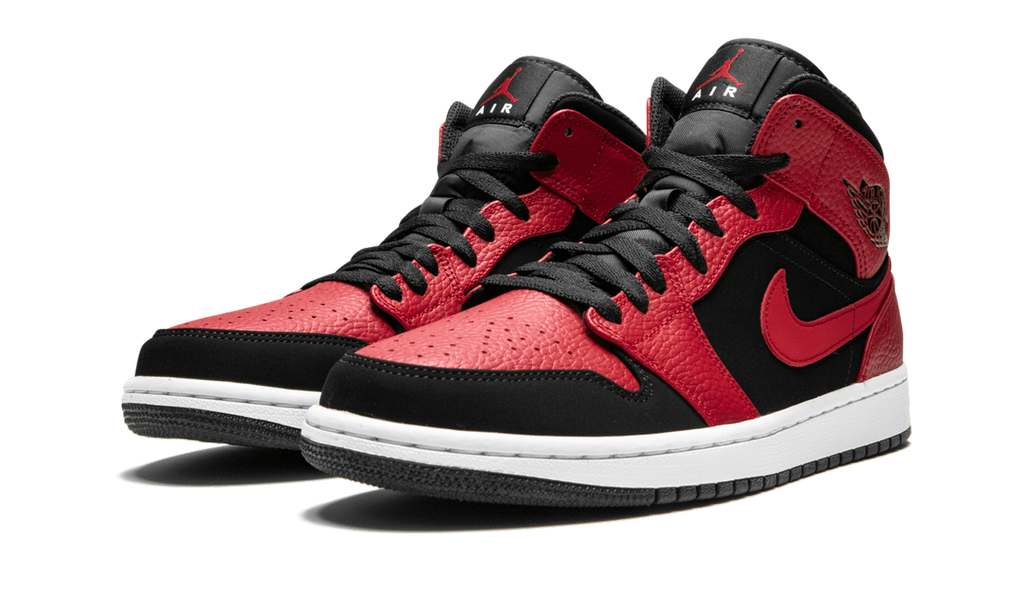 Air Jordan 1 Mid "Bred" 554724 054