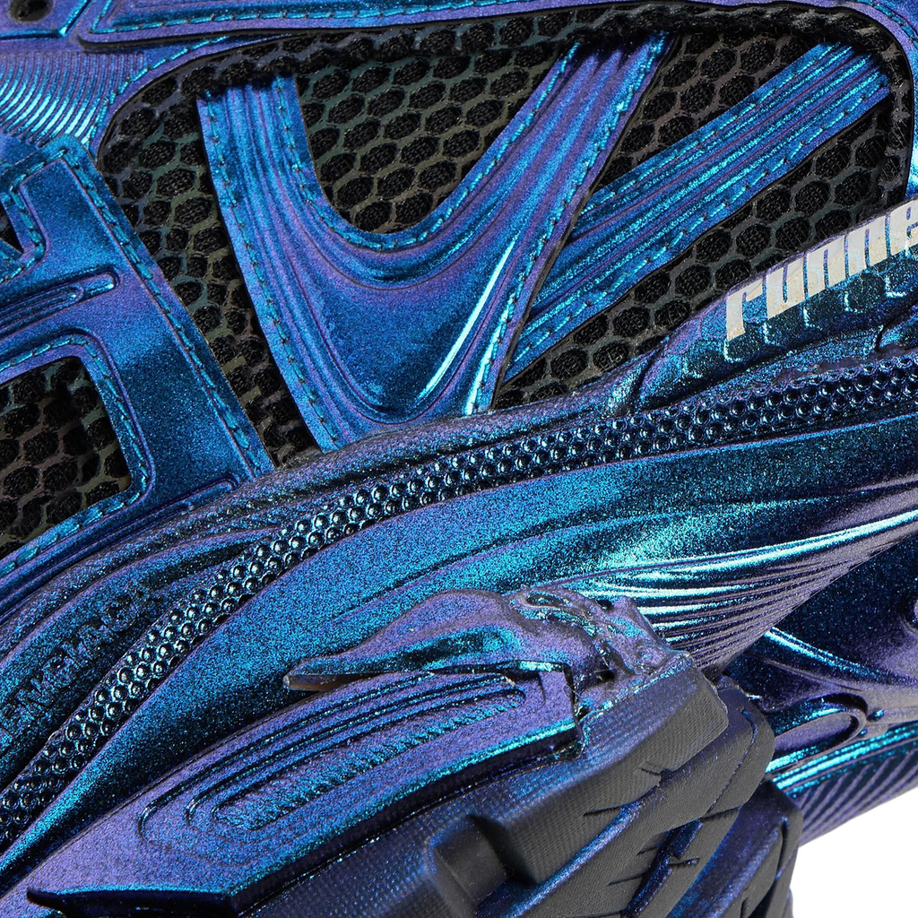 Runner Iridescent Sneakers