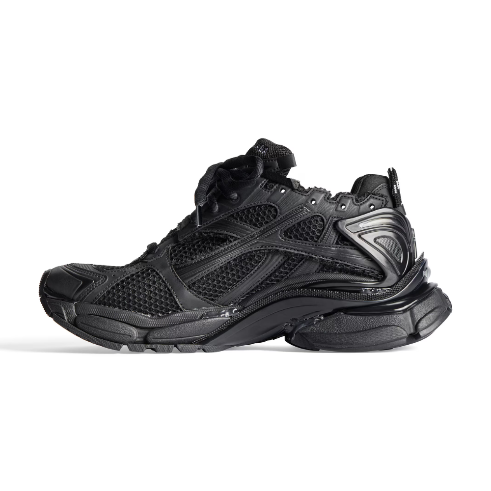 Runner Sneaker – Black