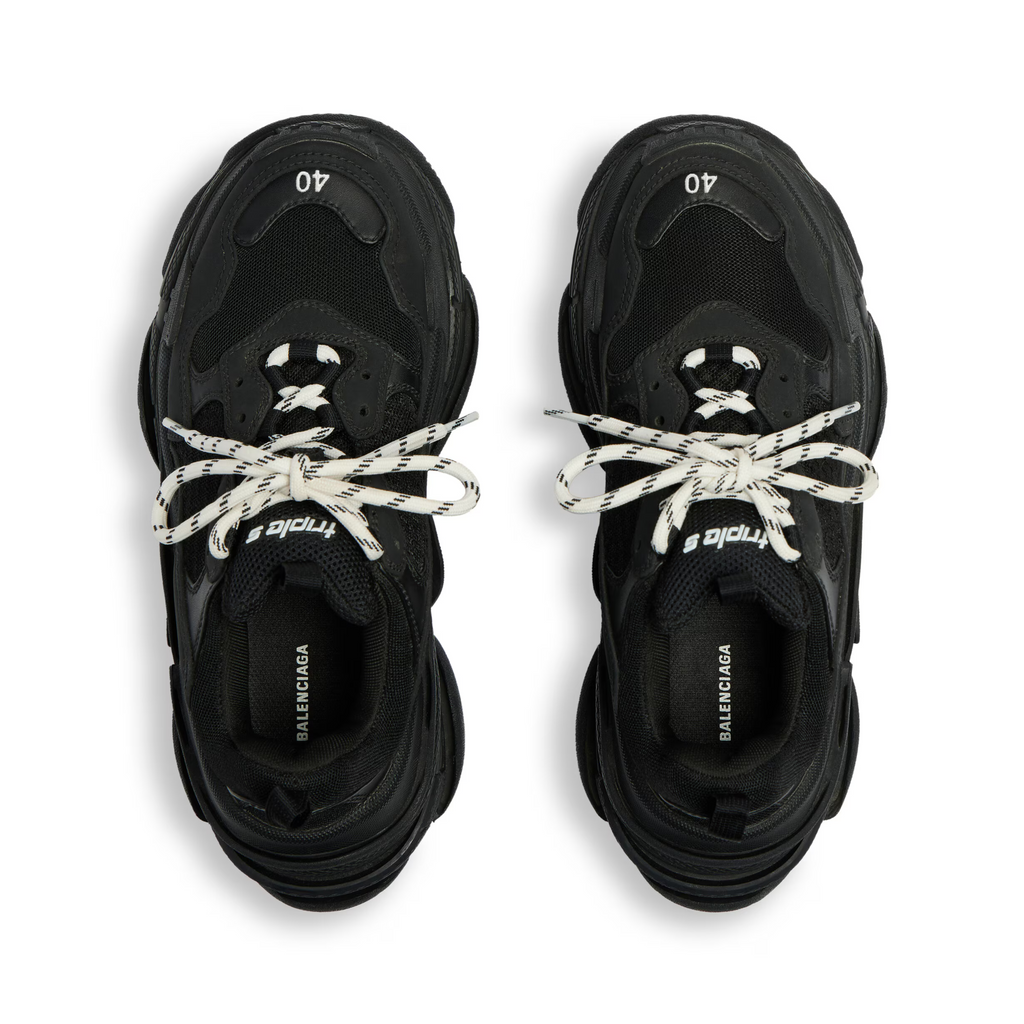 Triple S Sneaker in Black