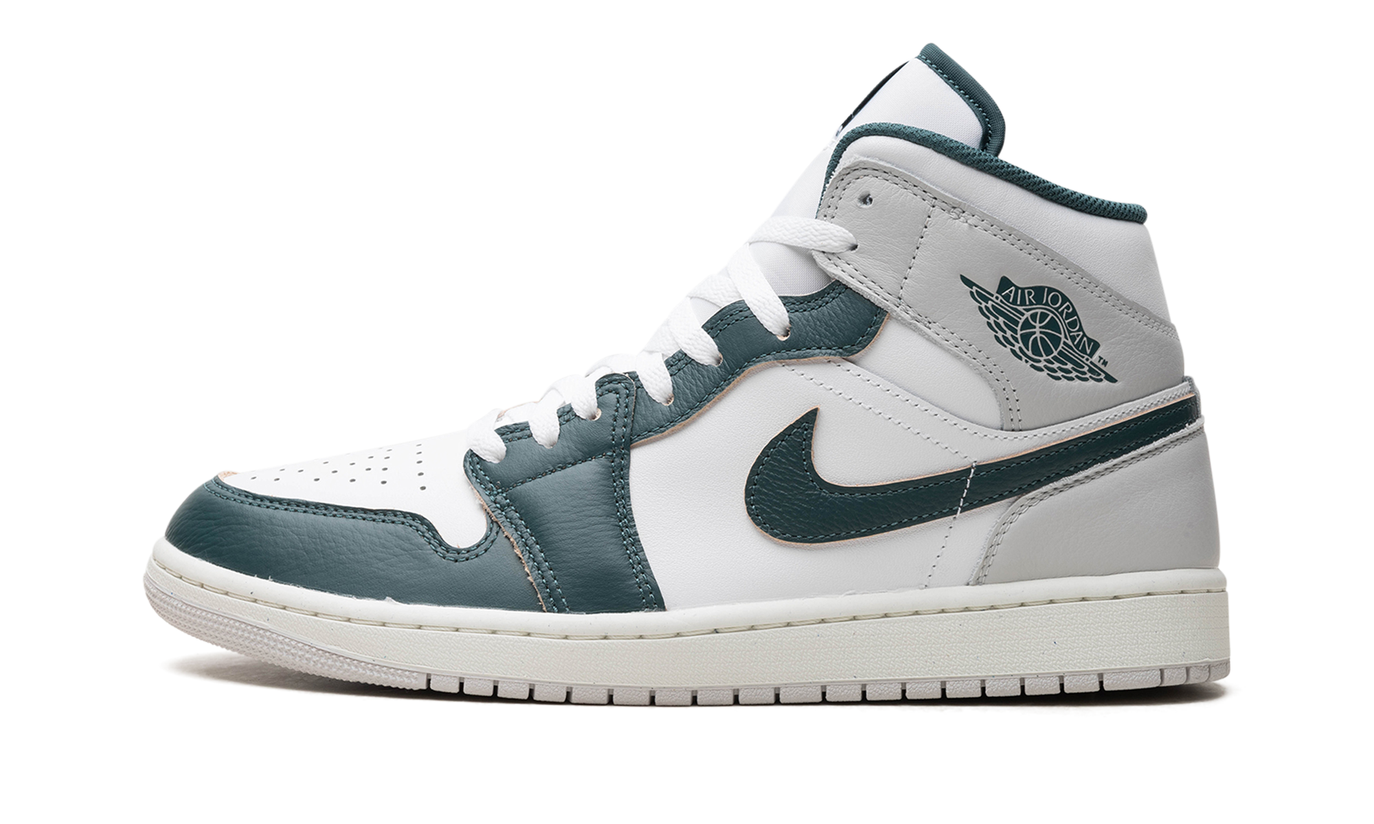 Air Jordan 1 Mid "Oxidized Green" FQ7720 103