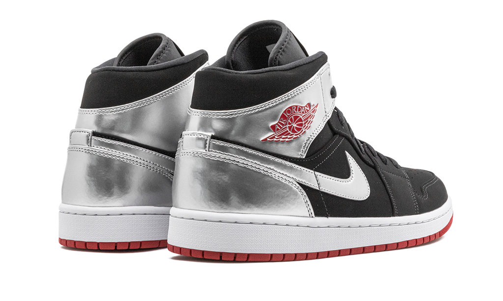 Air Jordan 1 Mid "Johnny Kilroy" 554724 057