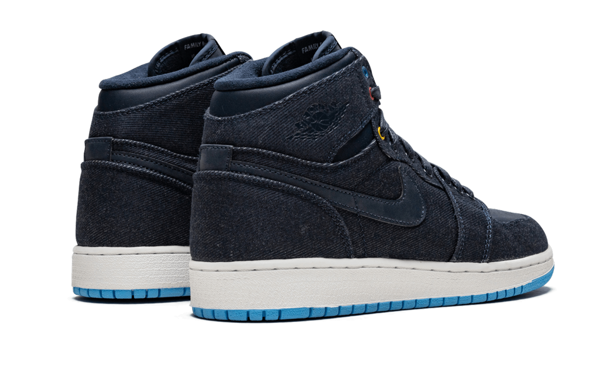 Air Jordan 1 Retro High GS "Family Forever" 682782 415