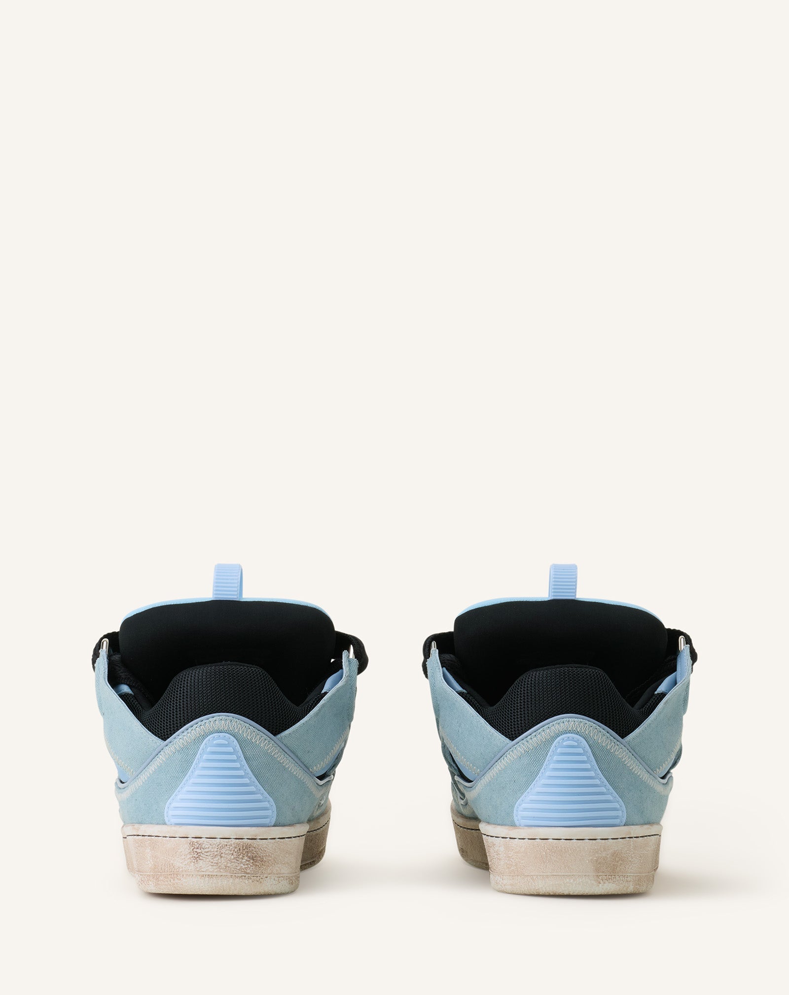 CURB SNEAKERS IN CANVAS