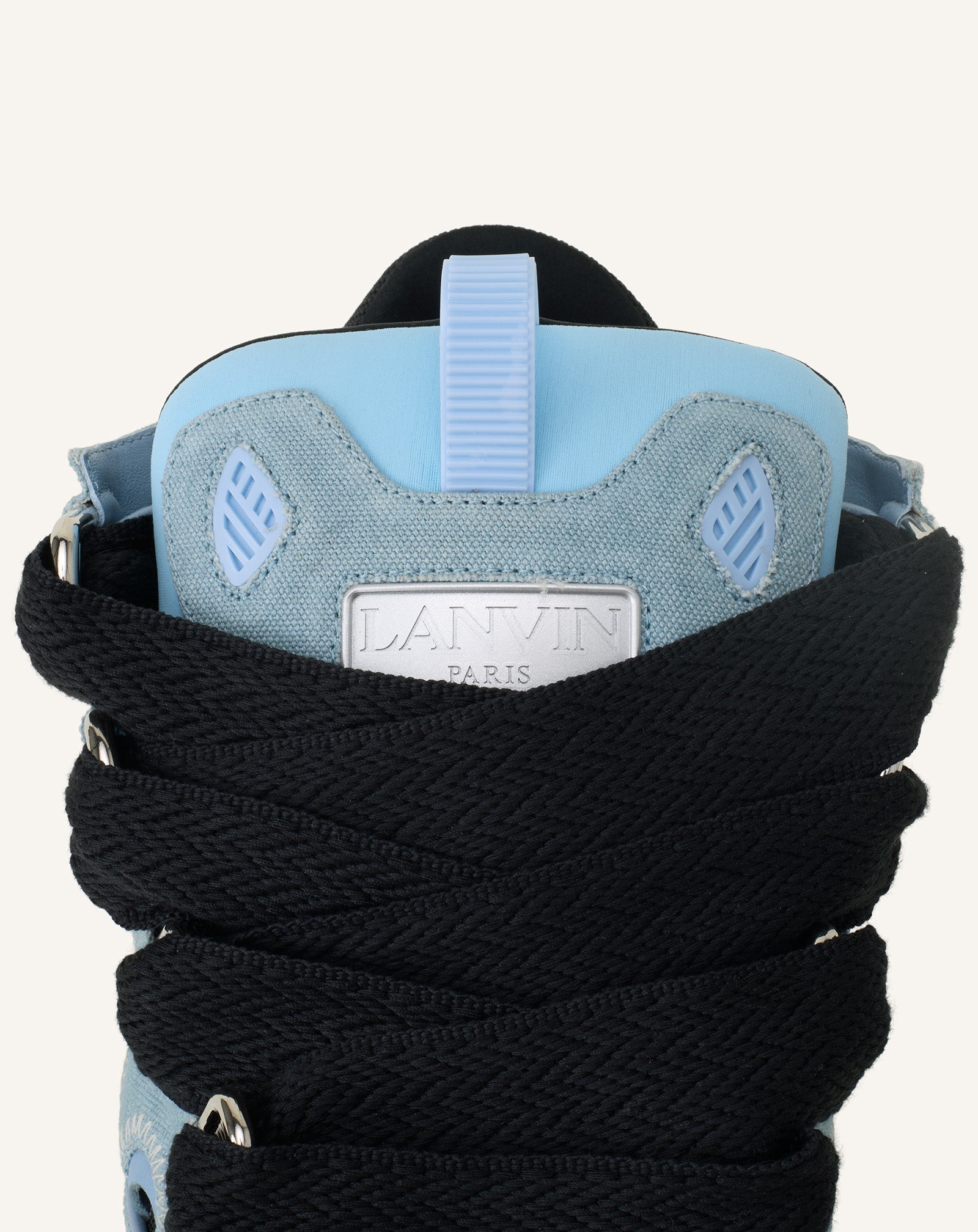 CURB SNEAKERS IN CANVAS