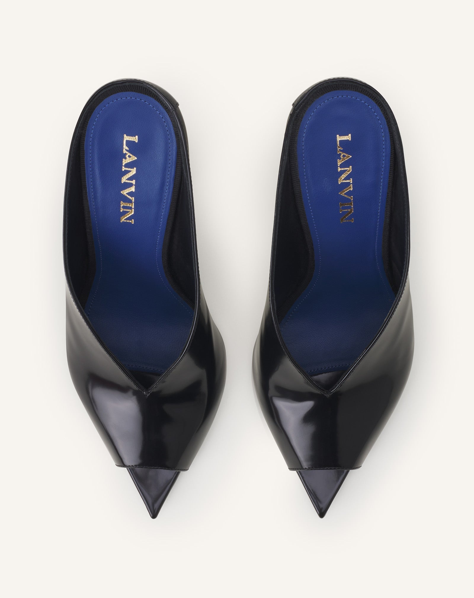 MIDNIGHT STEP MULE IN PATENT LEATHER