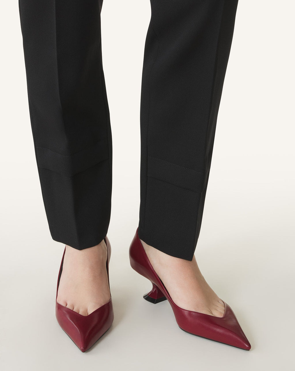MIDNIGHT STEP PUMP IN LEATHER