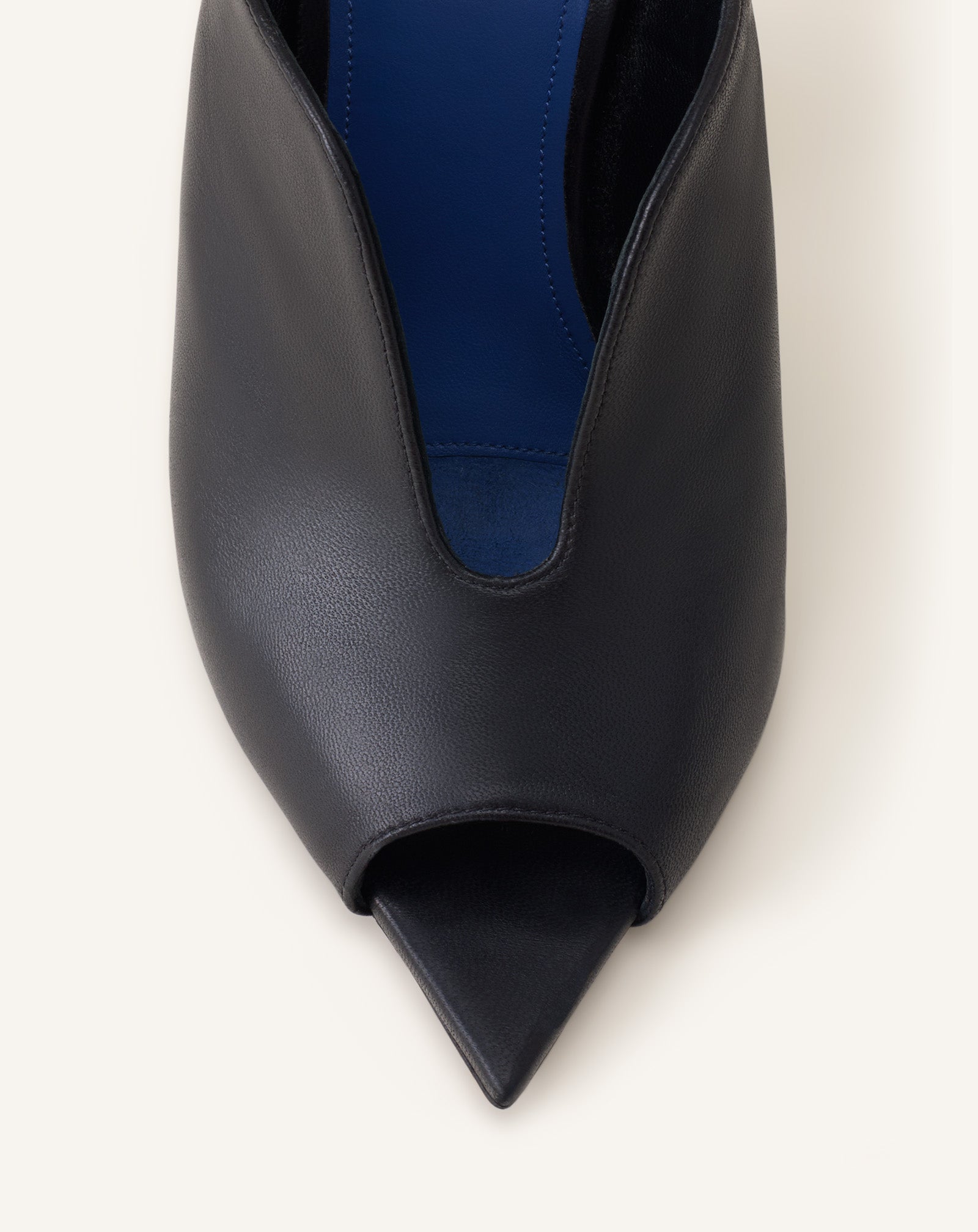 BUCKLE ARCH HEELED LEATHER MULE