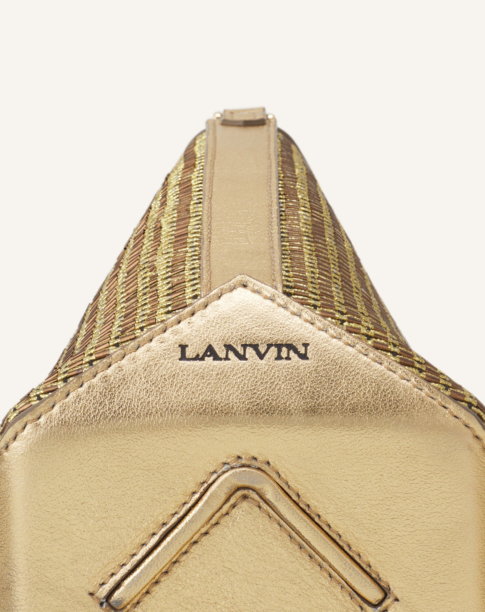 CATCH BY LANVIN BUCKET BAG IN RAFFIA