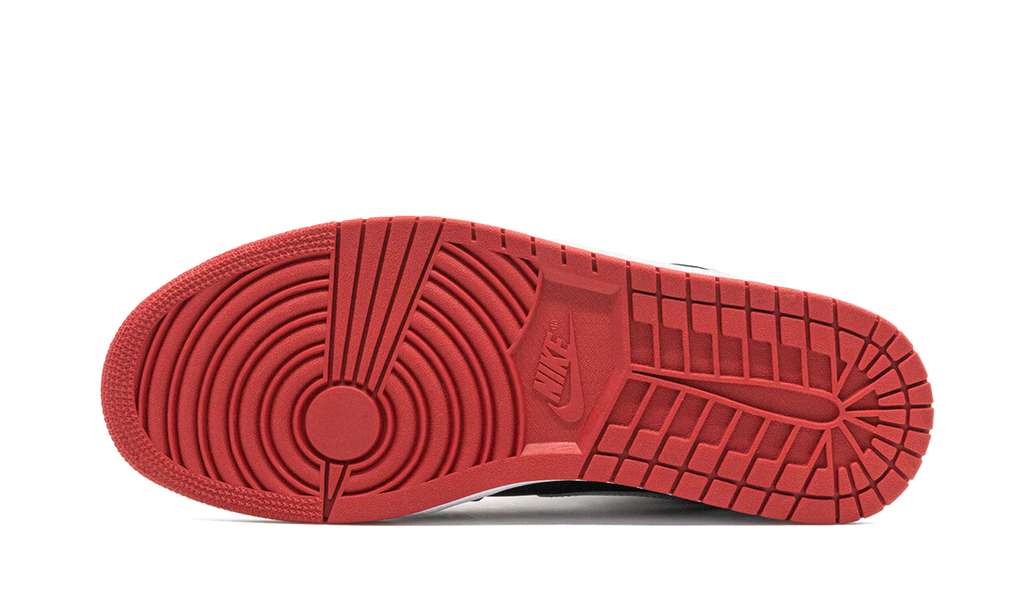 Air Jordan 1 Mid "Johnny Kilroy" 554724 057