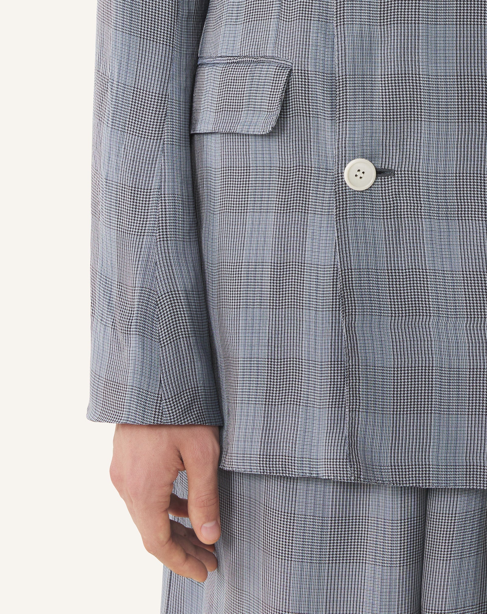 DOUBLE-BREASTED JACKET IN VISCOSE