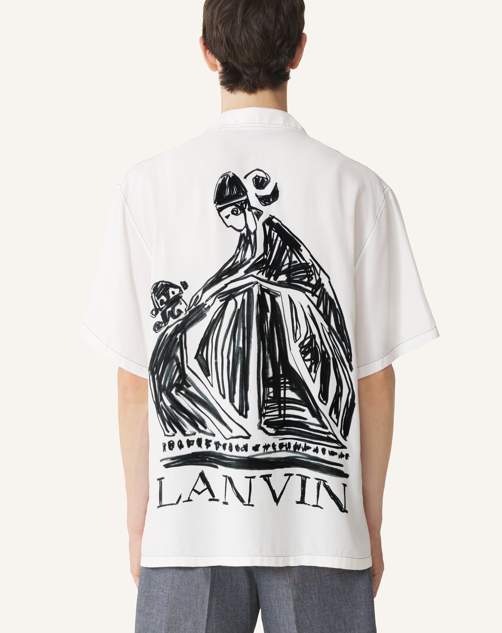SHIRT WITH MOTHER AND CHILD PRINT ON THE BACK
