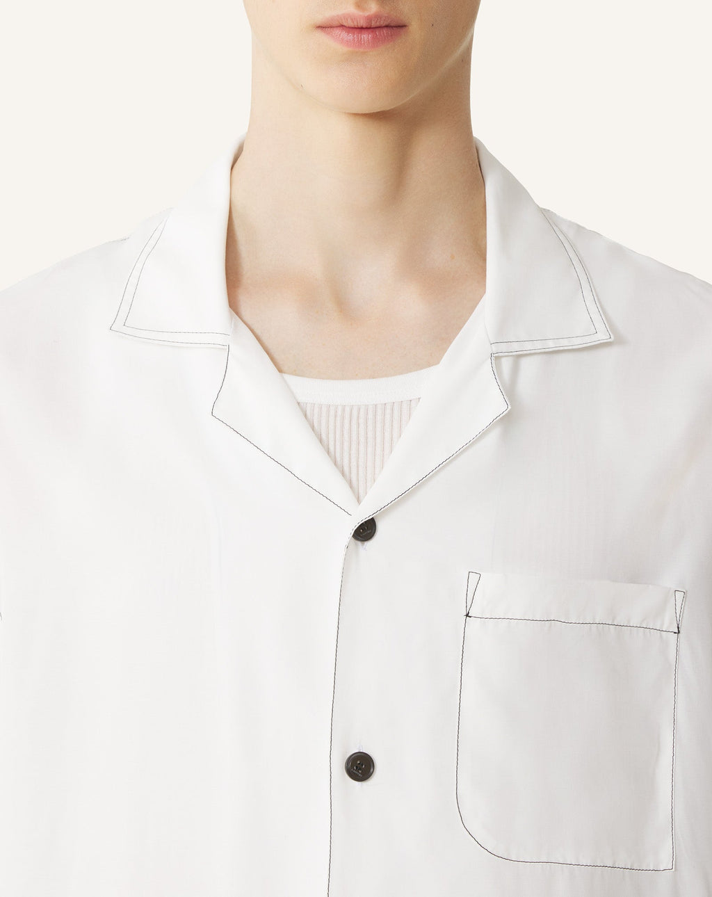 SHIRT WITH MOTHER AND CHILD PRINT ON THE BACK