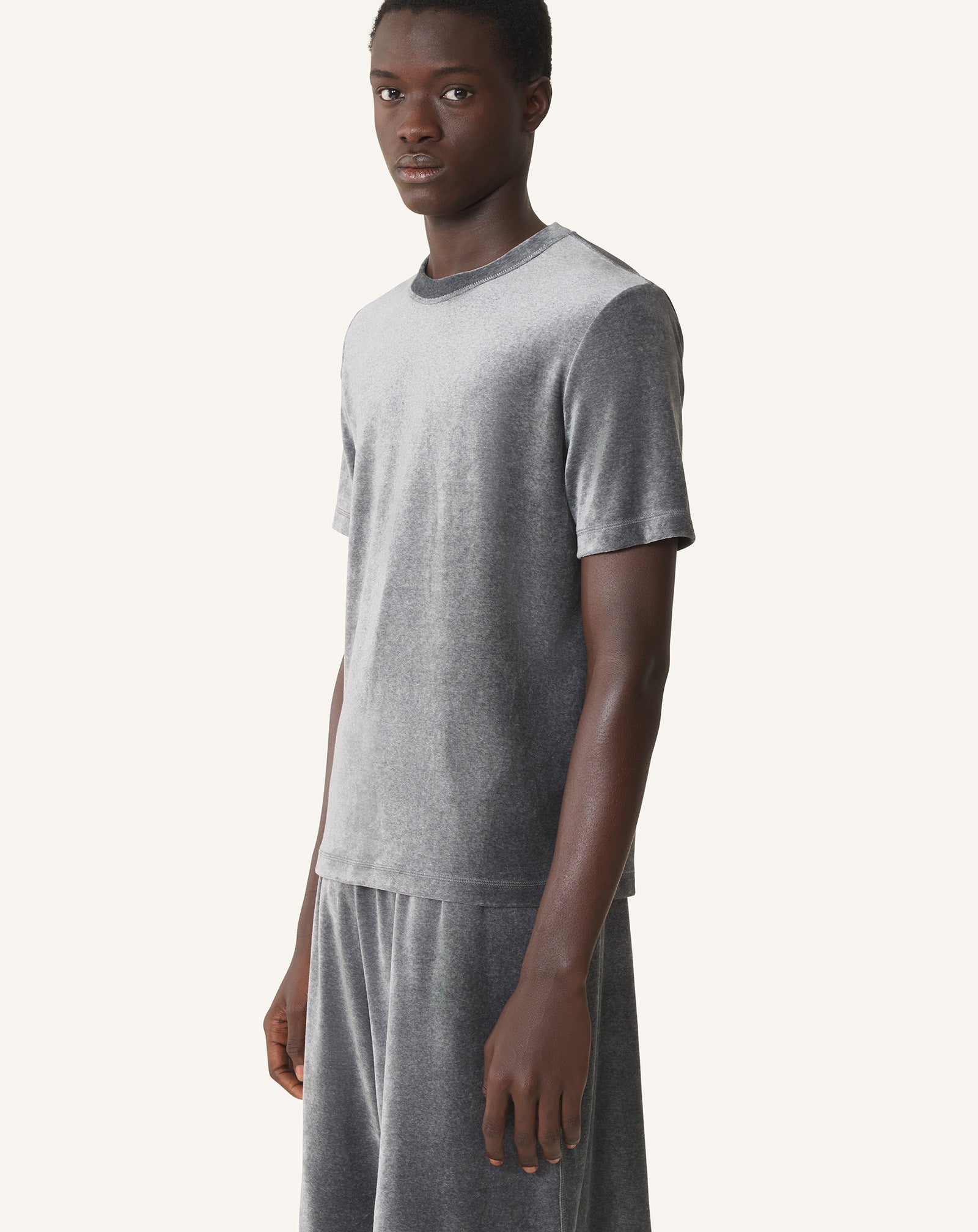 VELVET T-SHIRT