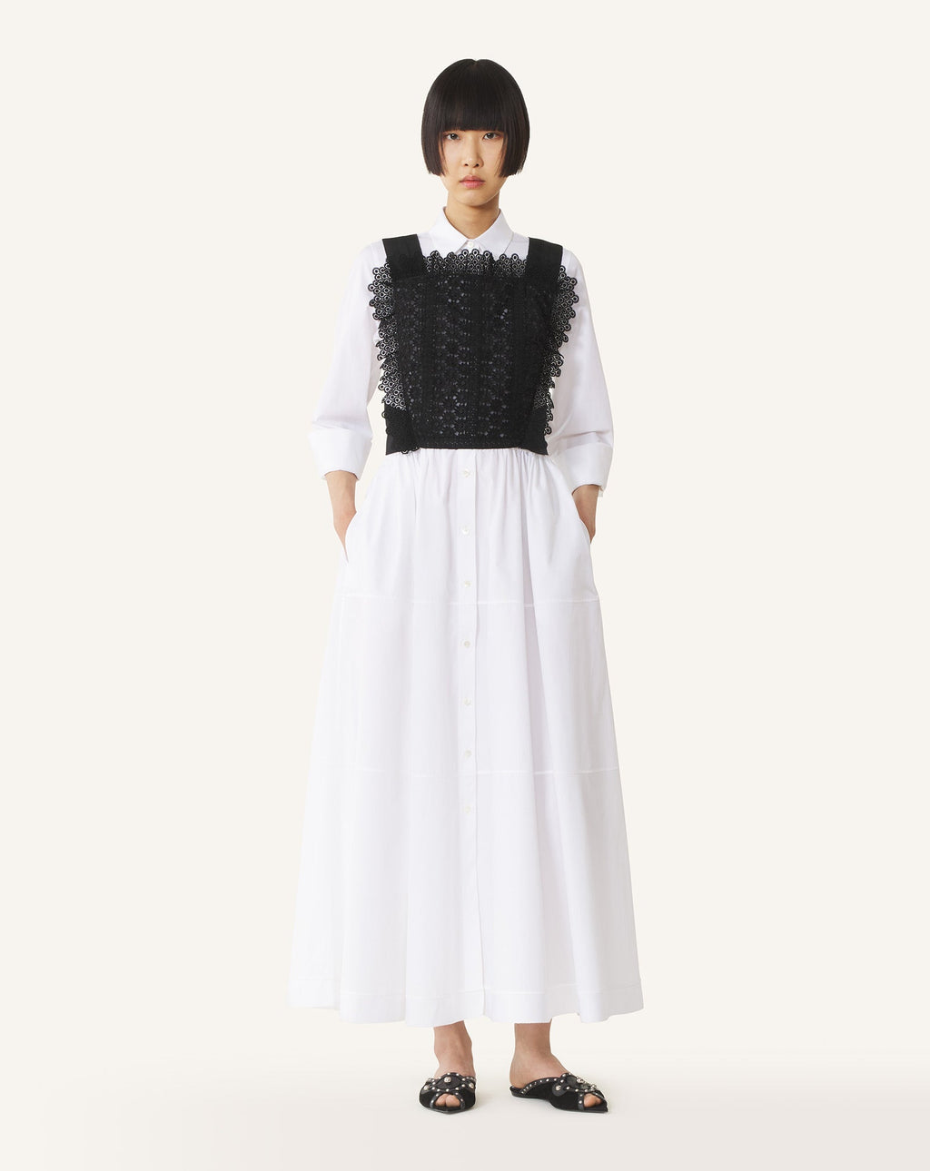 GUIPURE BIB
