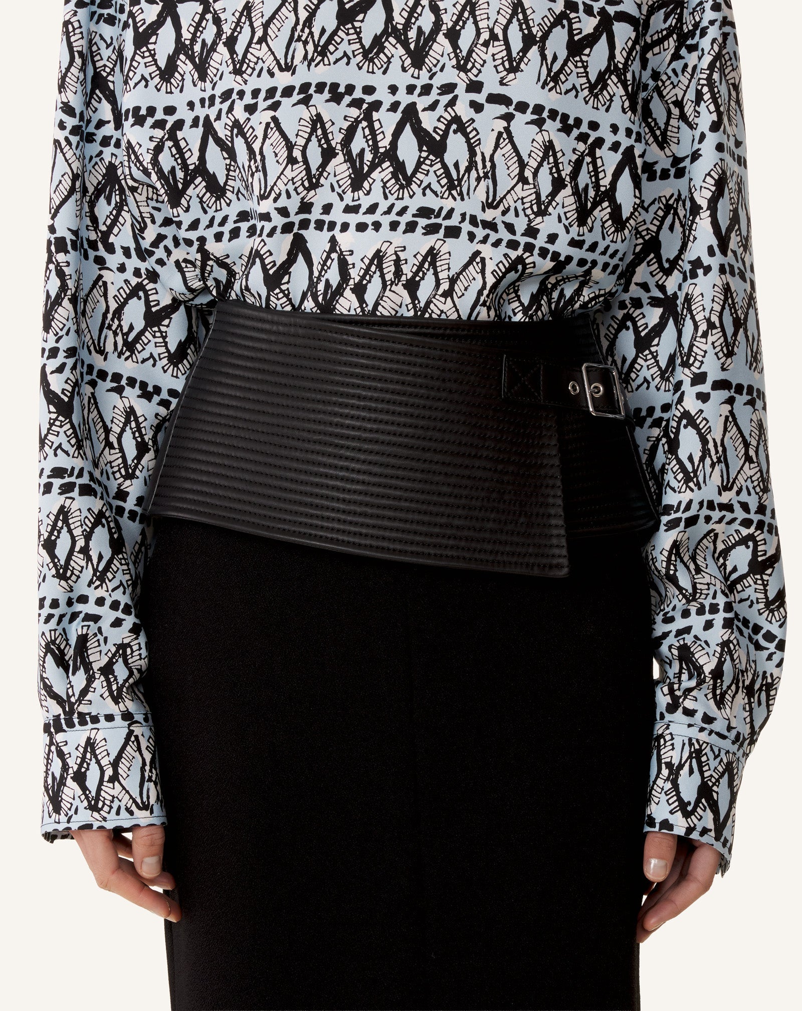 WIDE LEATHER BELT