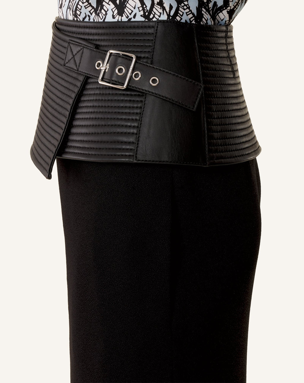 WIDE LEATHER BELT