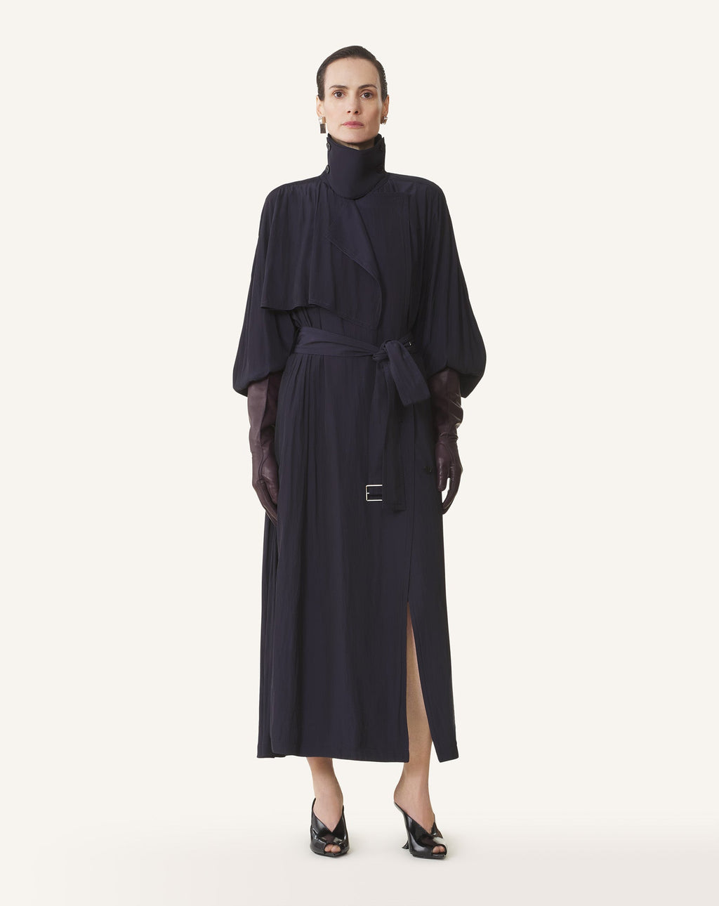 FLOWING TRENCH IN CHARMEUSE