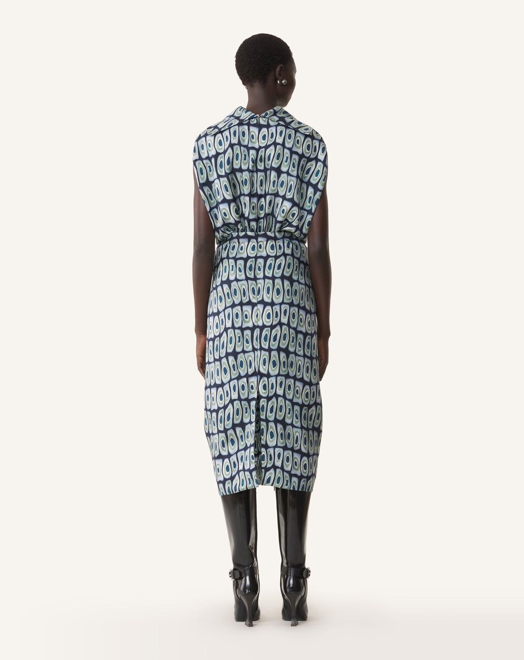 PRINTED CAPE DRESS IN SILK