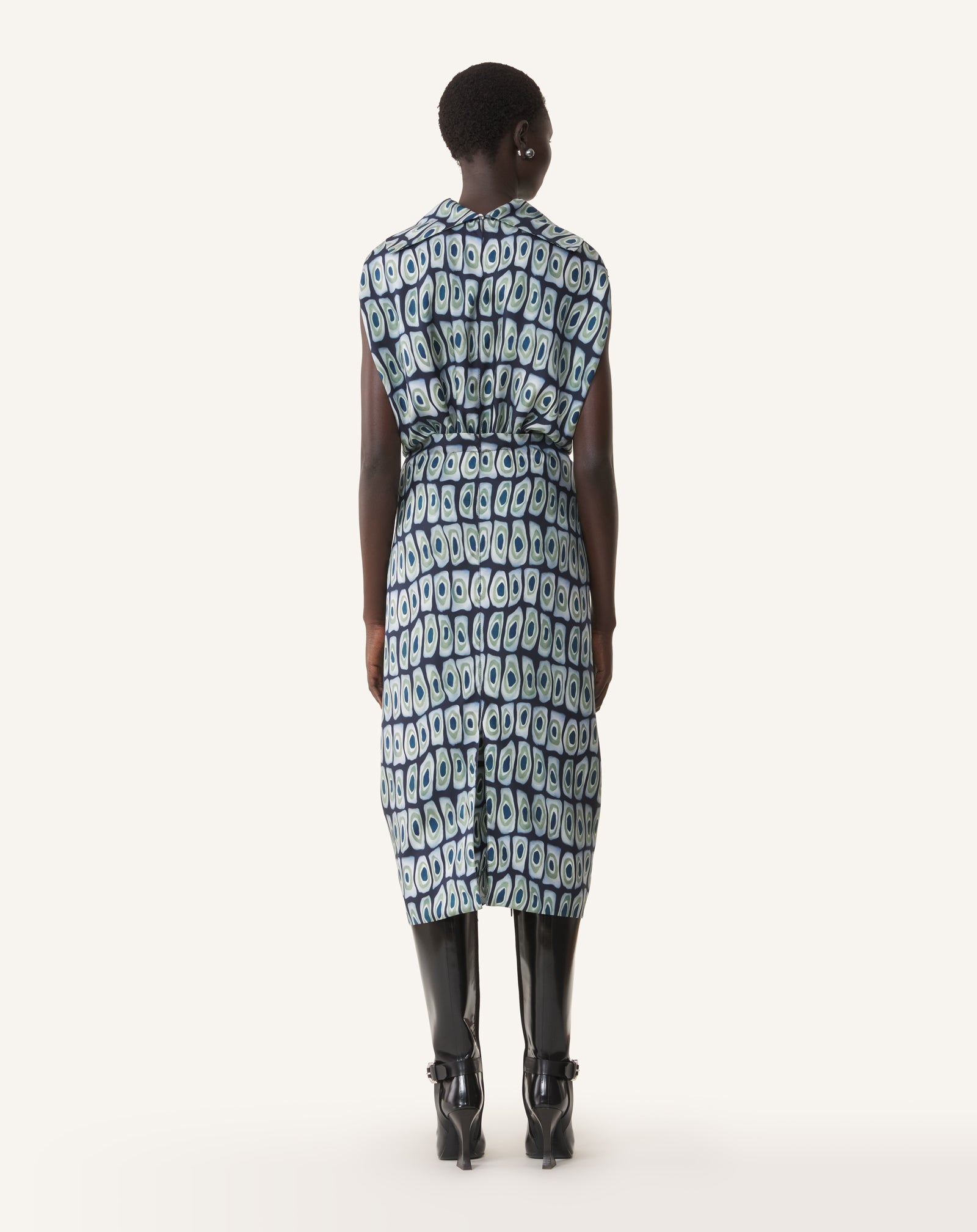 PRINTED CAPE DRESS IN SILK