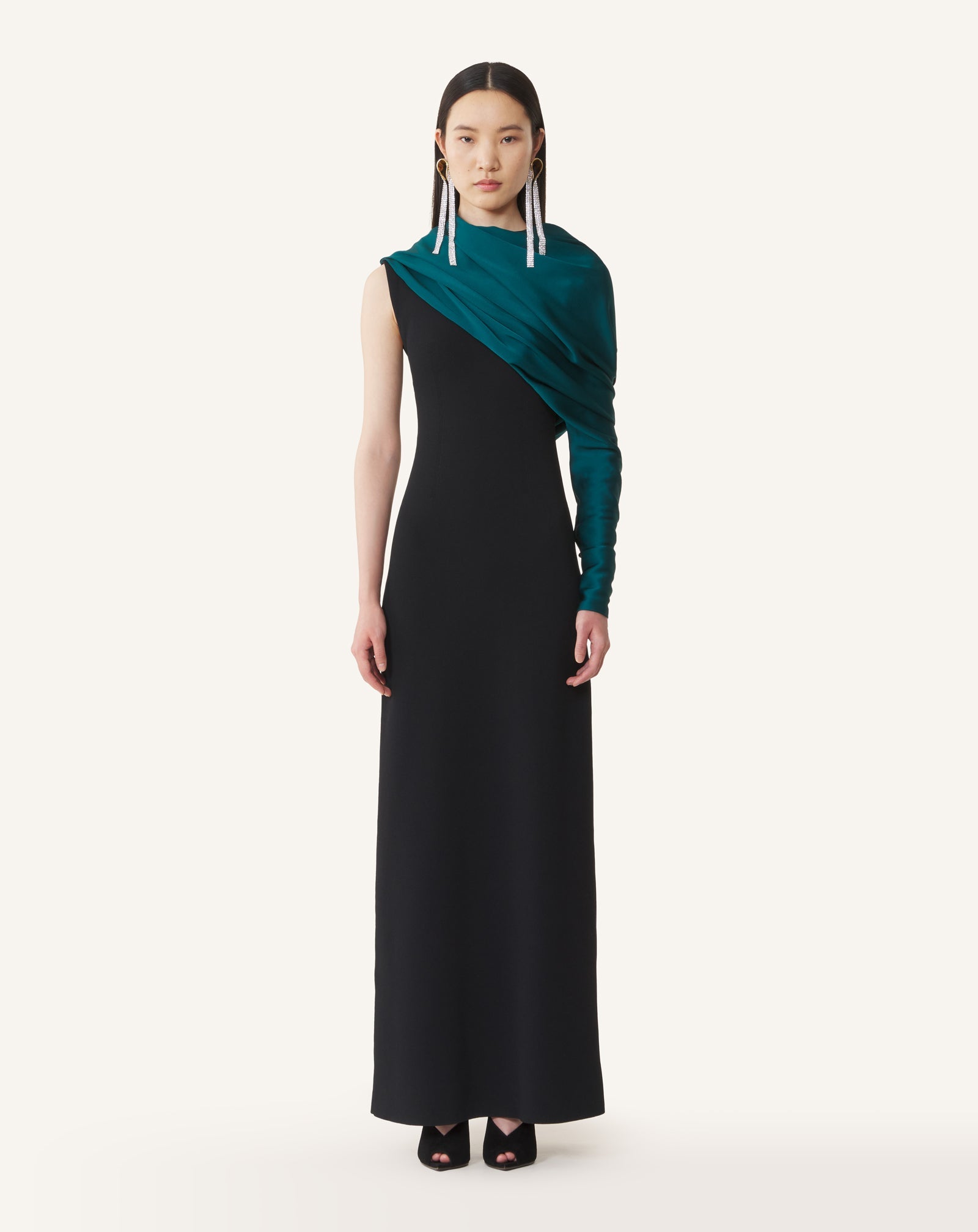ASYMMETRICAL KNIT DRESS