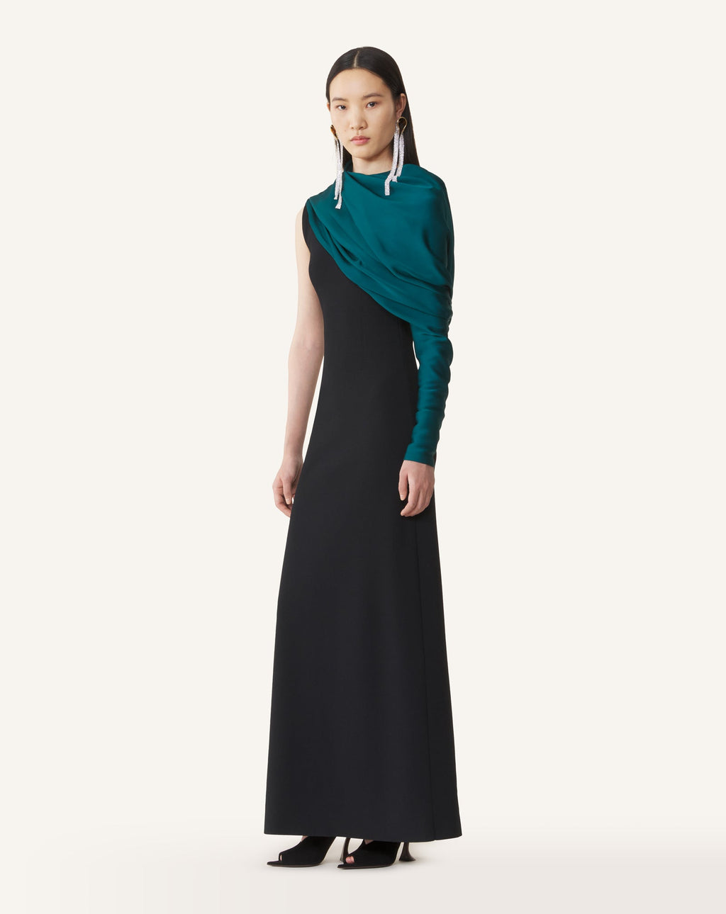 ASYMMETRICAL KNIT DRESS