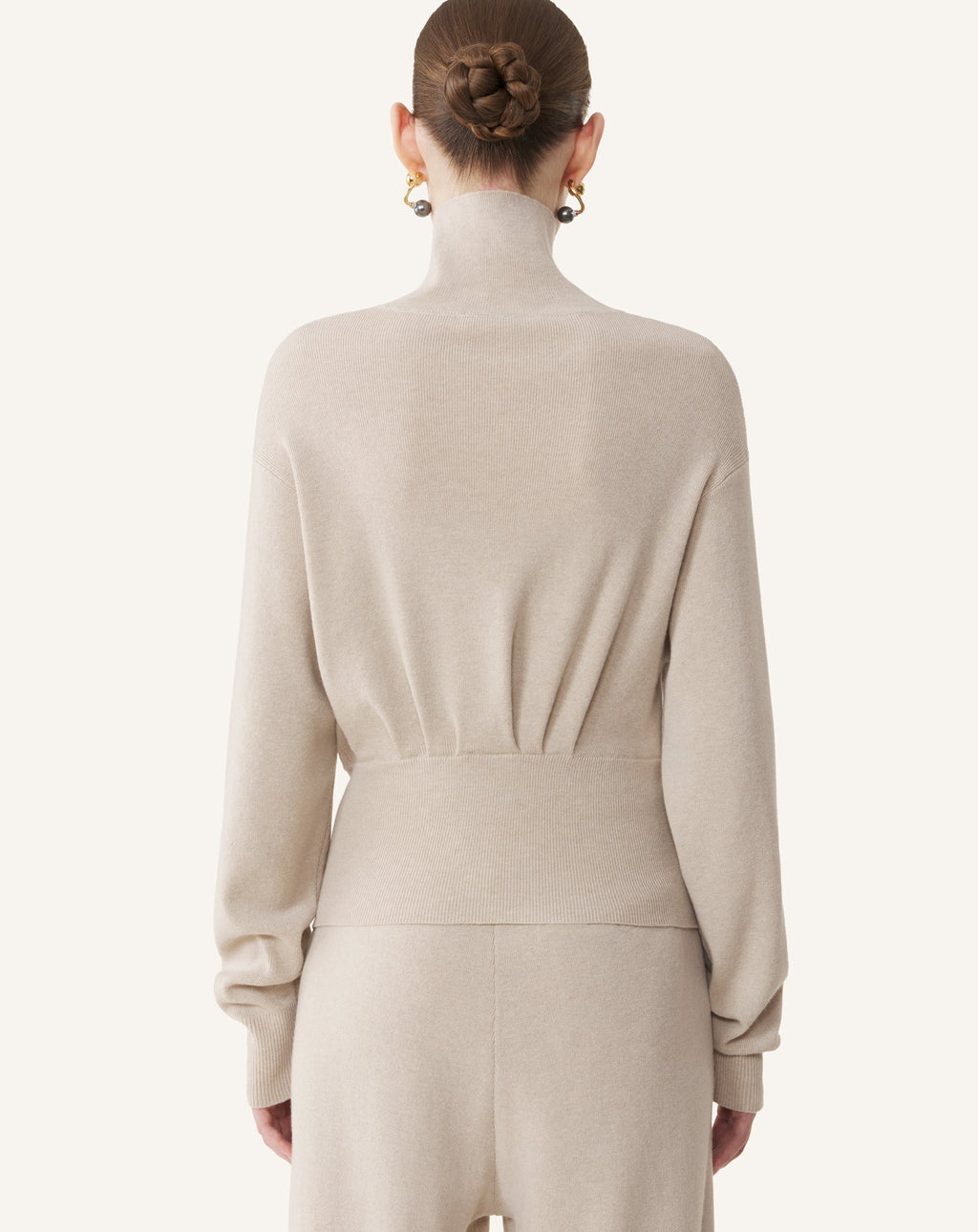 WOOL AND CASHMERE SWEATER