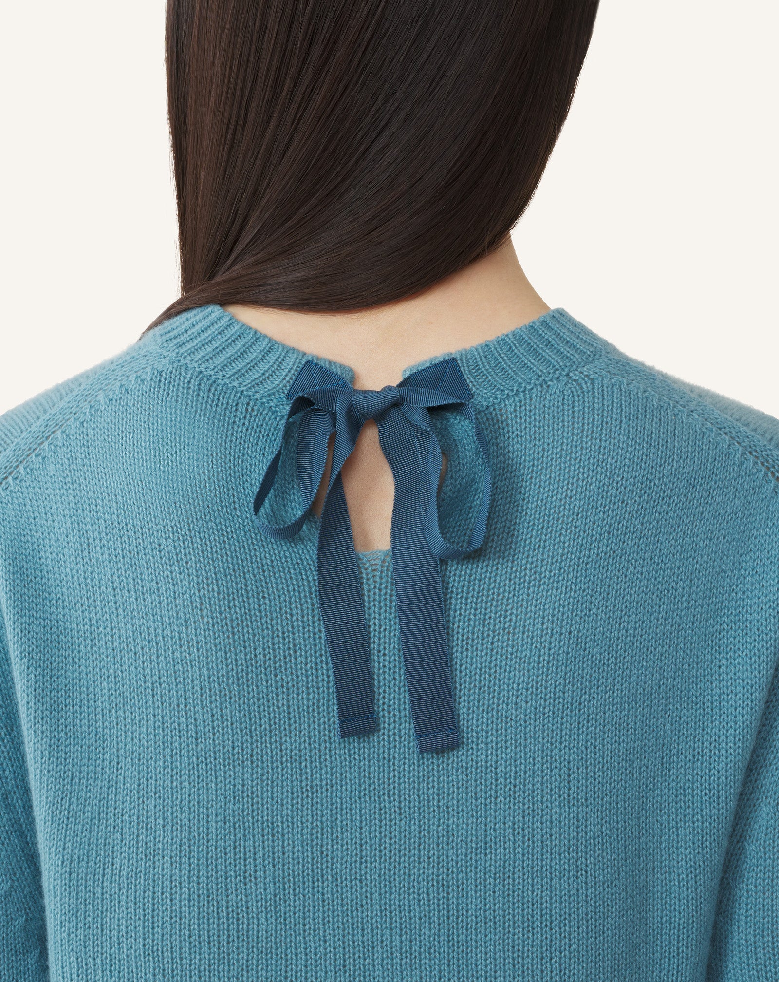 CASHMERE SWEATER WITH GROSGRAIN DETAIL
