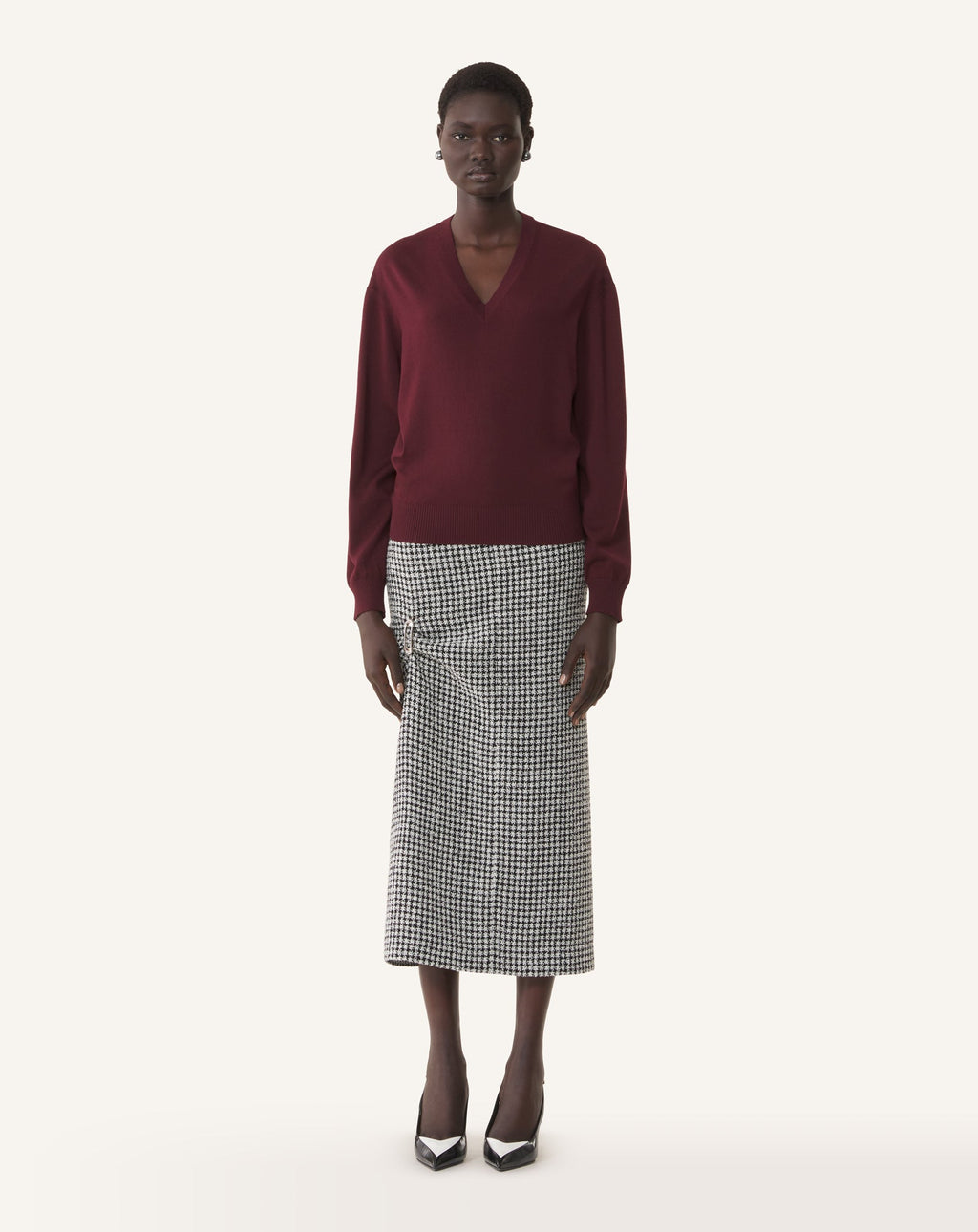 V-NECK MERINO SWEATER WITH GROSGRAIN DETAIL