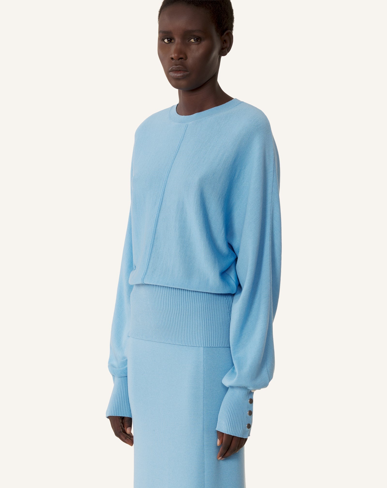 FITTED-WAIST MERINO WOOL SWEATER