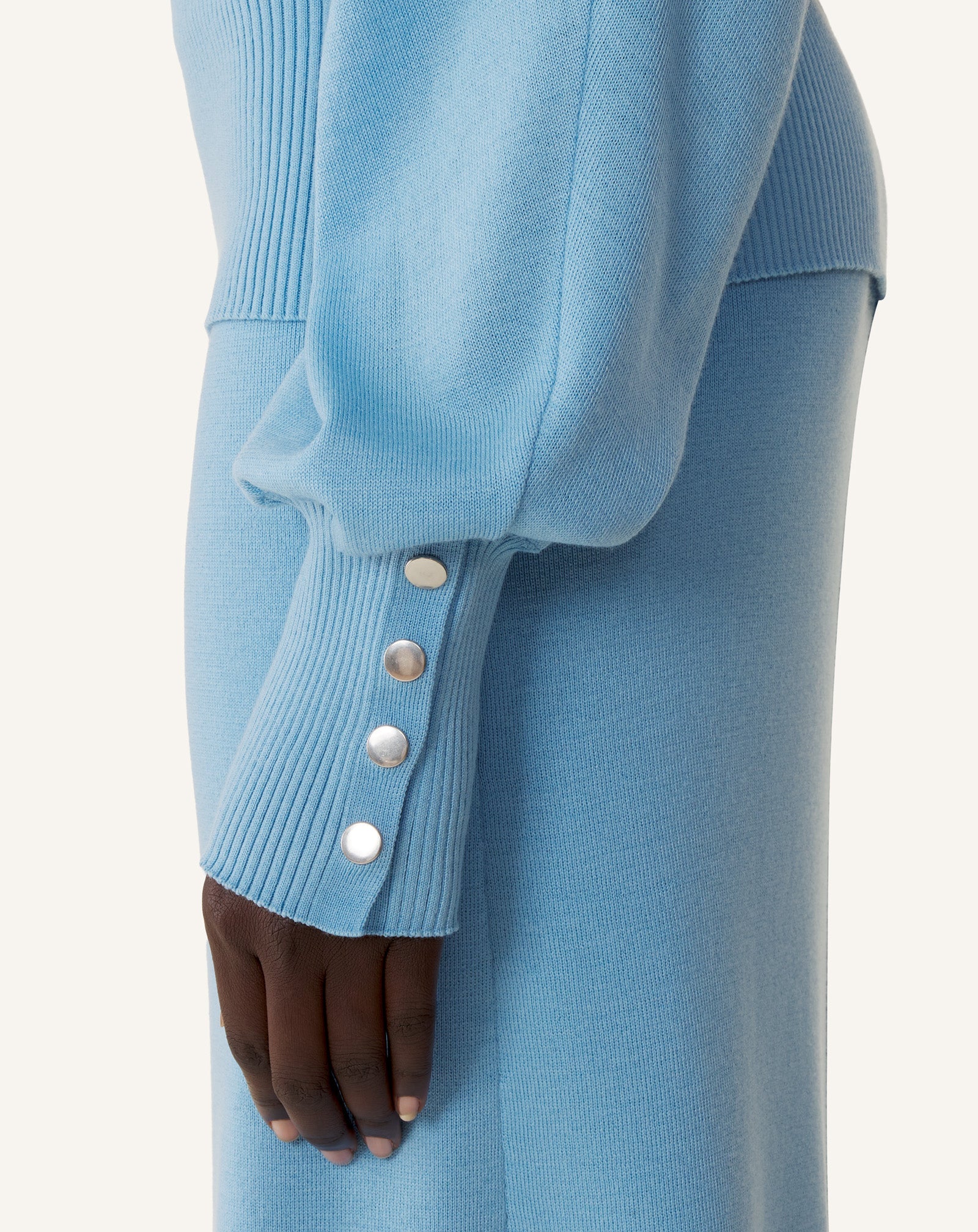 FITTED-WAIST MERINO WOOL SWEATER