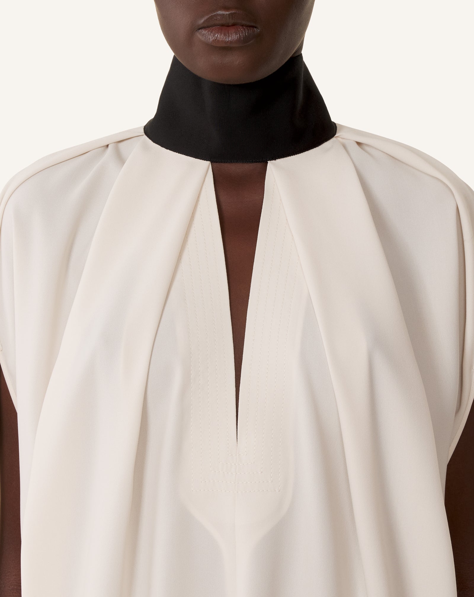 KNOTTED LOOSE-FIT CREPE TOP
