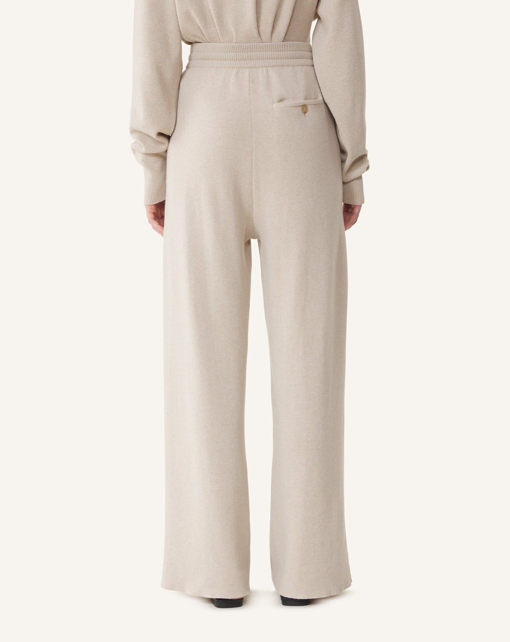 STRAIGHT-LEG PANTS IN WOOL AND CASHMERE