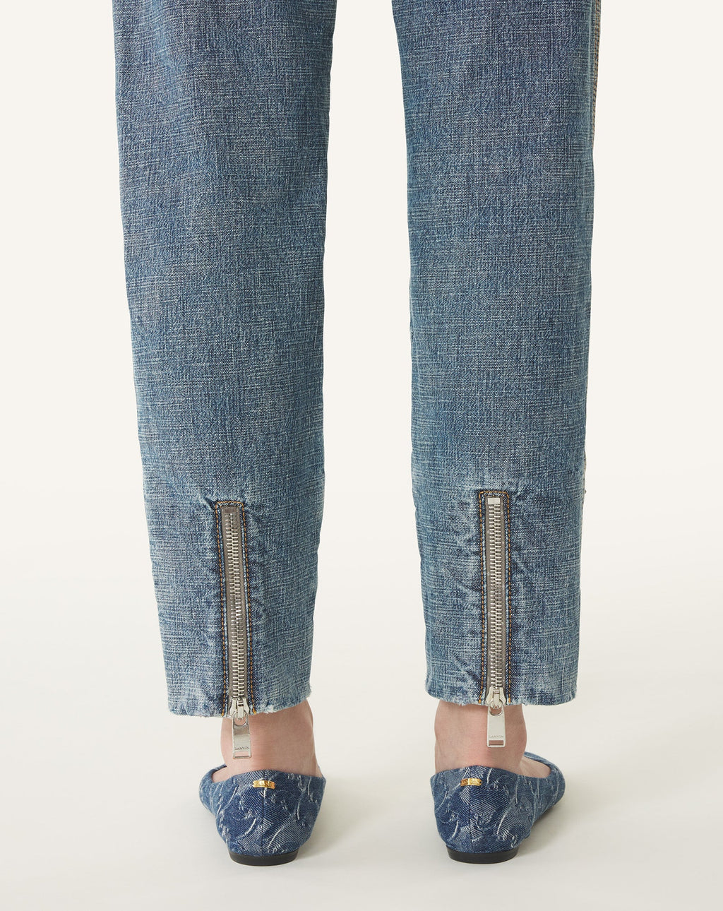 ZIPPED DENIM PANTS