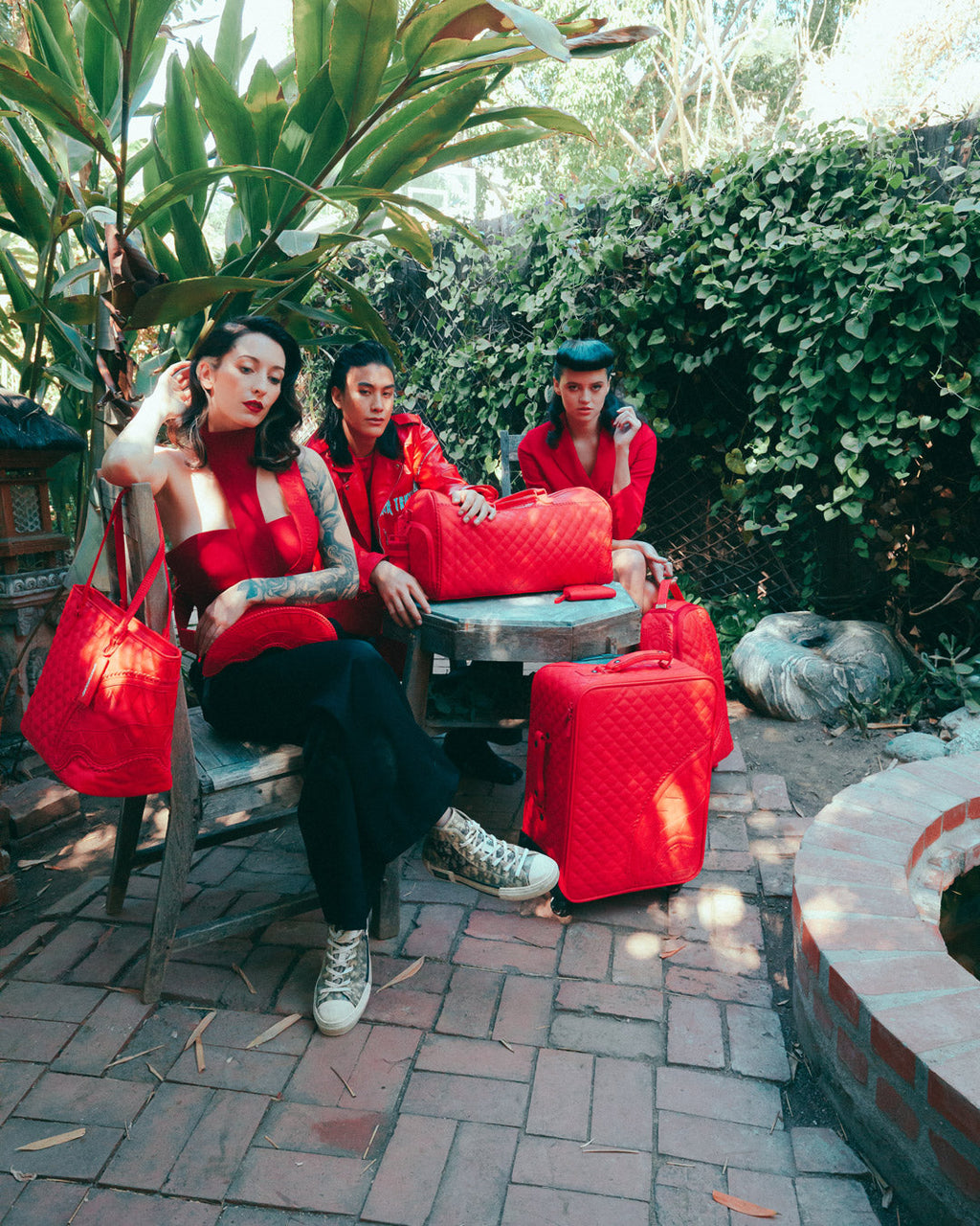 RED RIVIERA TOTE