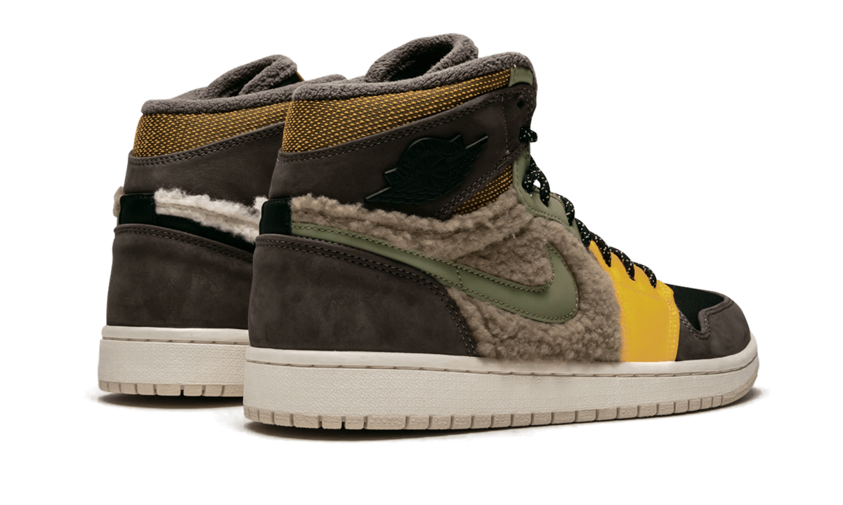 AIR JORDAN 1 RTR HI PREM UT WMNS AV3724 200