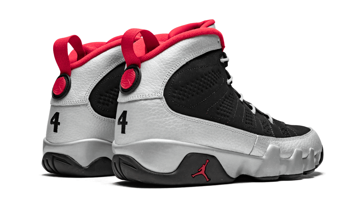 Air Jordan 9 Retro "Johnny Kilroy" 302370 012