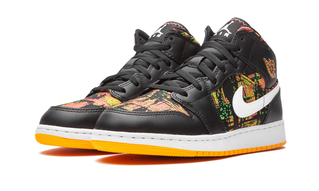 Air Jordan 1 Mid GS "Black / Laser Orange" 555112 003