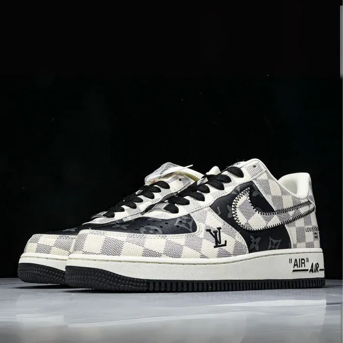 Louis Vuitton x Nike Air Force 1 ‘Royal Black’