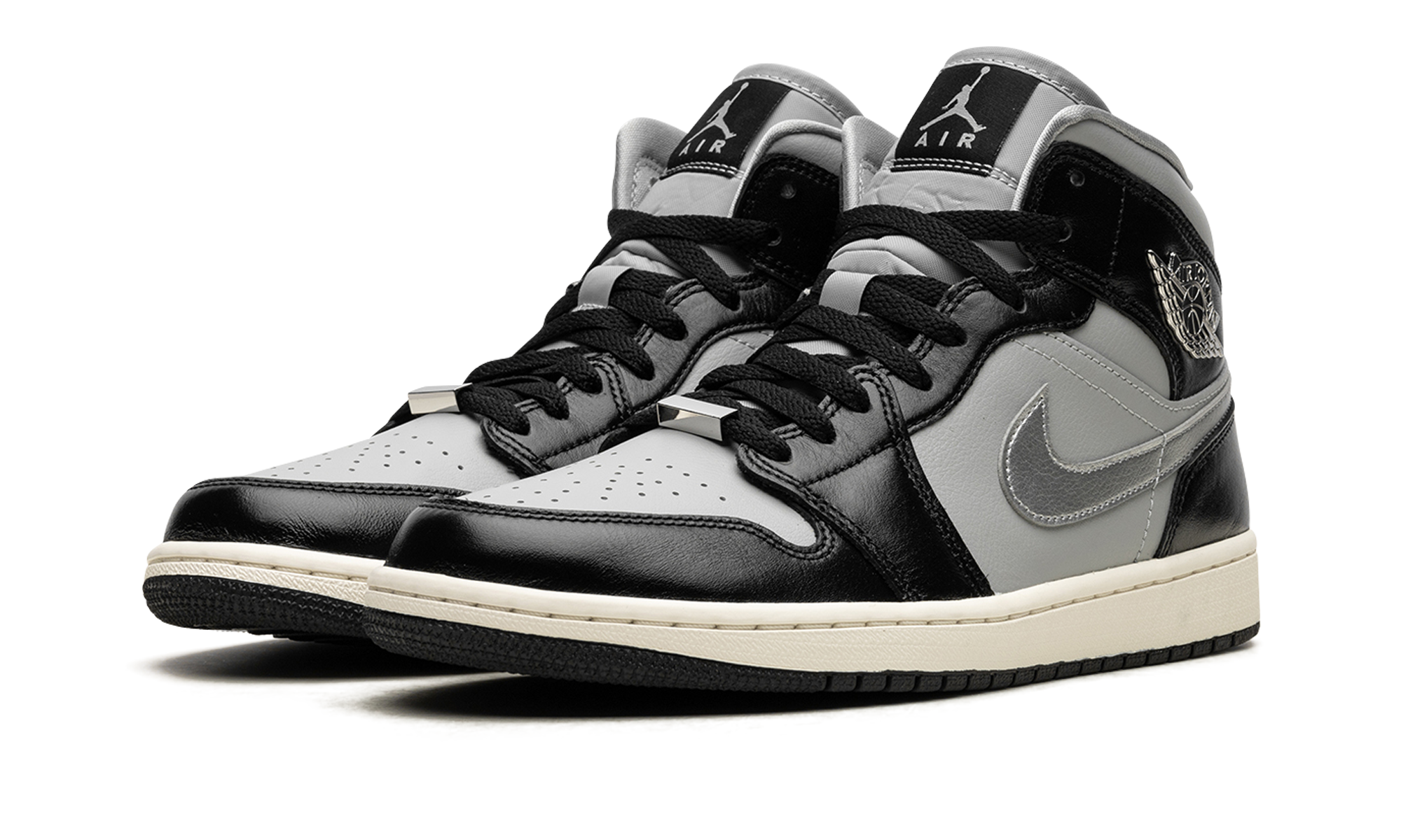 AIR JORDAN 1 MID SE WMNS "Black Chrome" FB9892 002