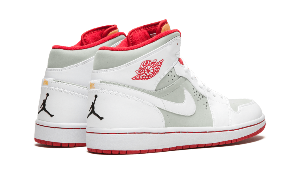 Air Jordan 1 Retro High (2009) "Hare Jordan" 374454 011