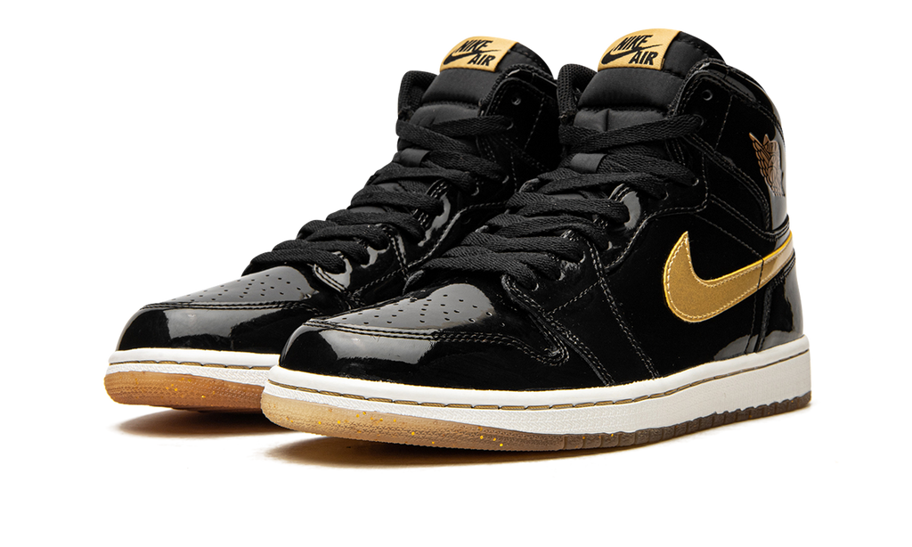 Air Jordan 1 Retro High OG "Black/Metallic Gold" 555088 019