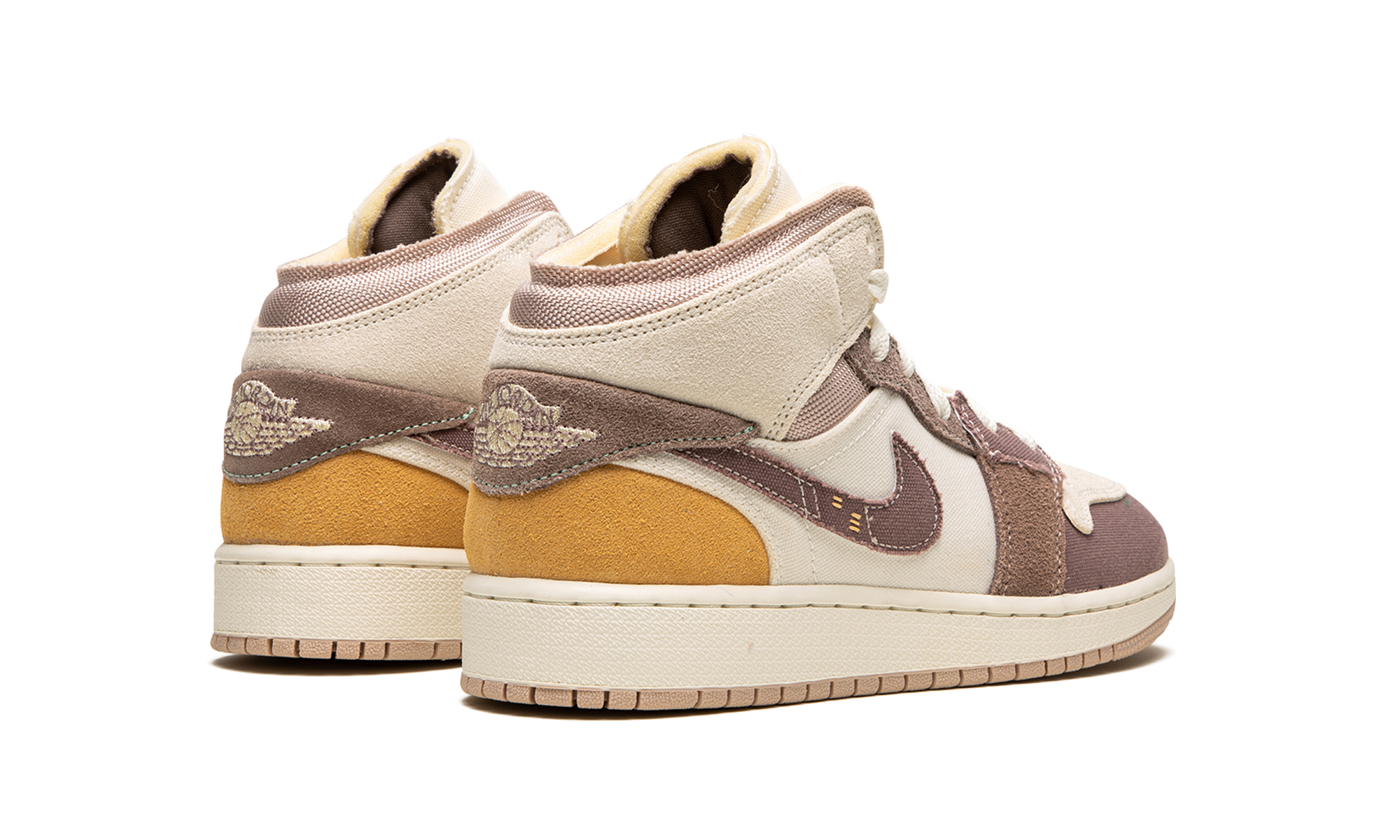 Air Jordan 1 Mid SE Craft GS "Inside Out - Taupe Haze" DZ4466 102